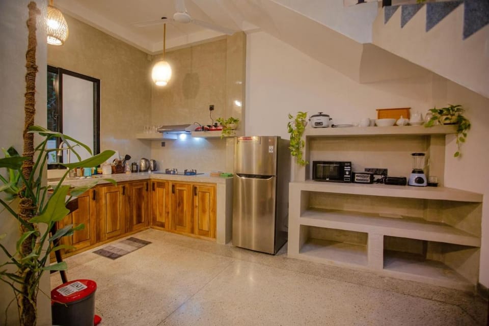 Dillenia Inn-Unawatuna Villa in Southern Province