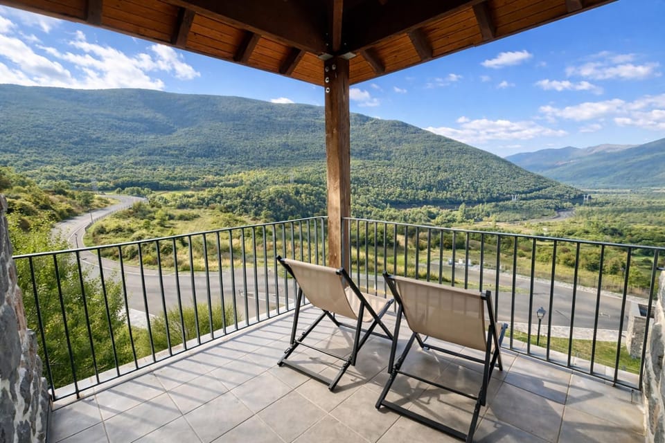 CASA GAVIN l Vistas l Terraza l Wifi l Parking House in Aragon