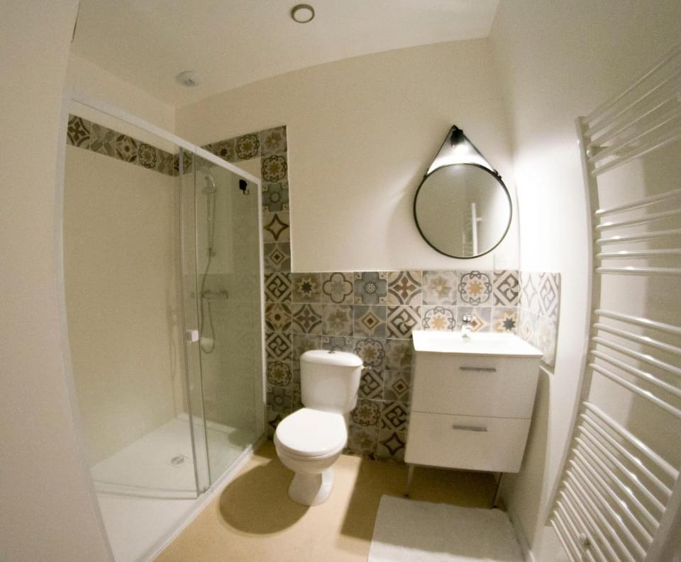 Studio Rose Apartment in Centre-Val de Loire