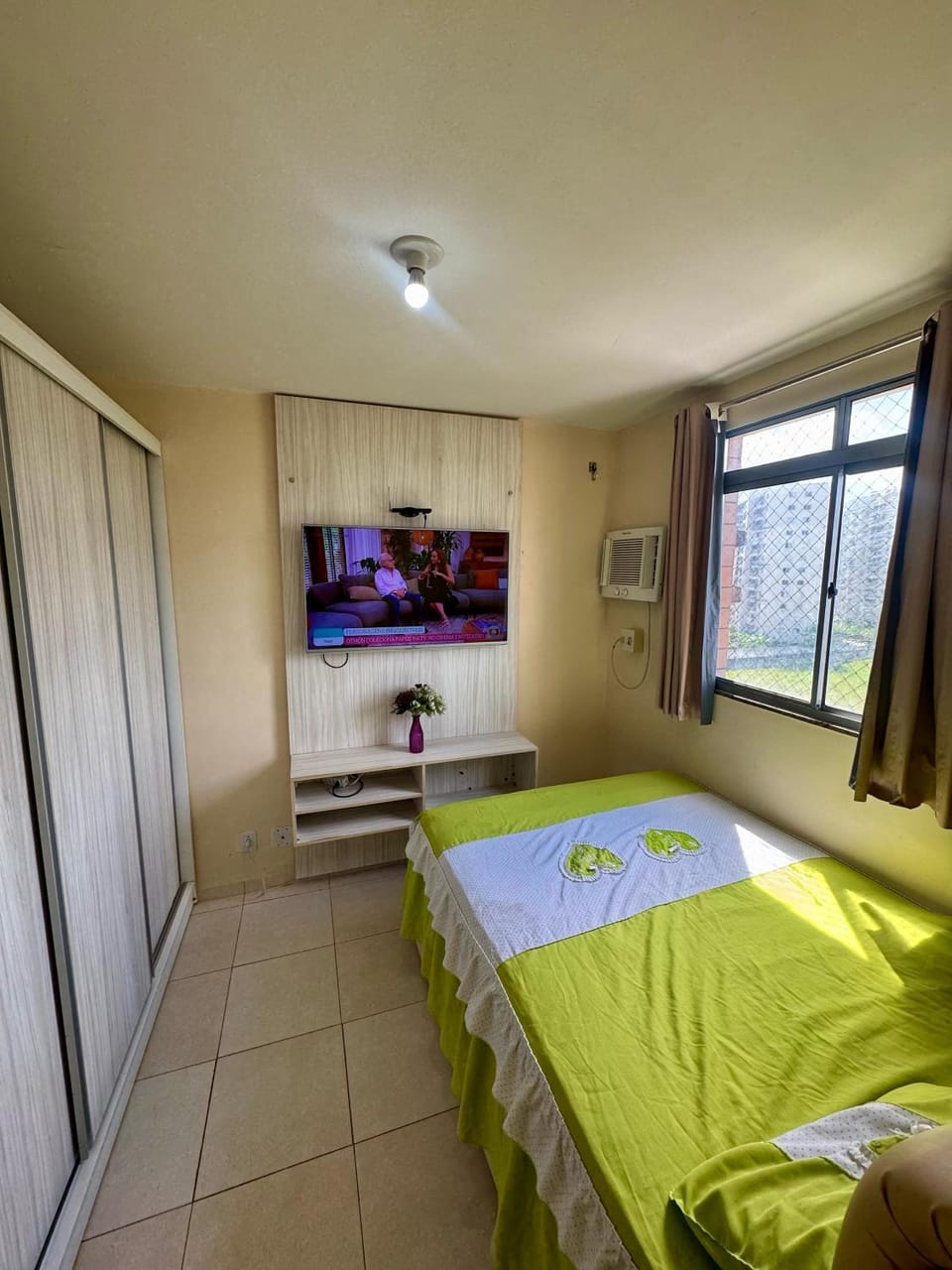 Apto condomínio Ville Laguna, totalmente mobiliado, com 2 quartos, sendo 1 suíte Apartment in Belém