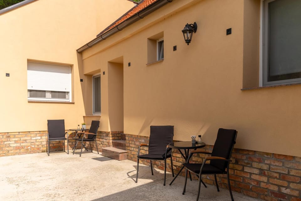 Patio, Balcony/Terrace