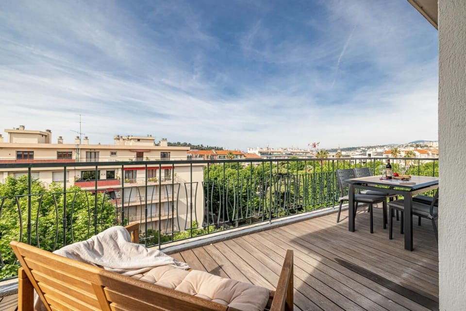 MY CASA - DELFINO - Charming roof terrace apartment w AC Apartment in Nice