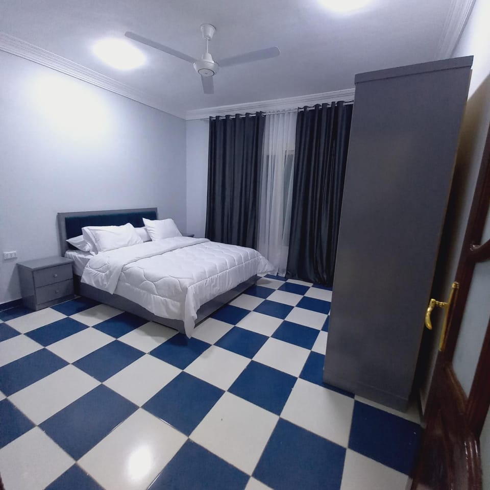 شقة لاروز الغردقه الكوثر القديم شارع النور عماره لاروز Apartment in Hurghada