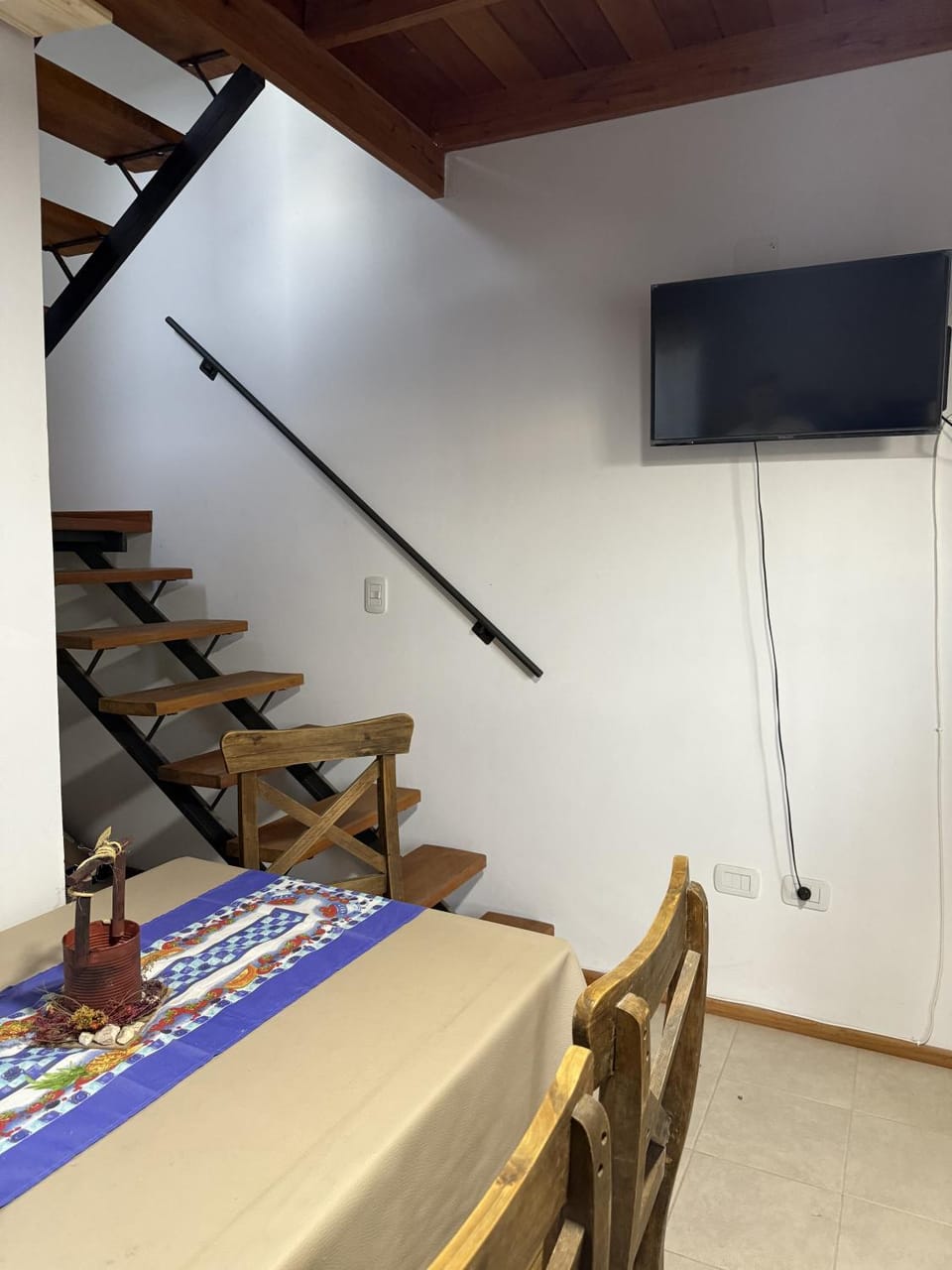 Communal lounge/ TV room, TV and multimedia, Dining area, Evening entertainment