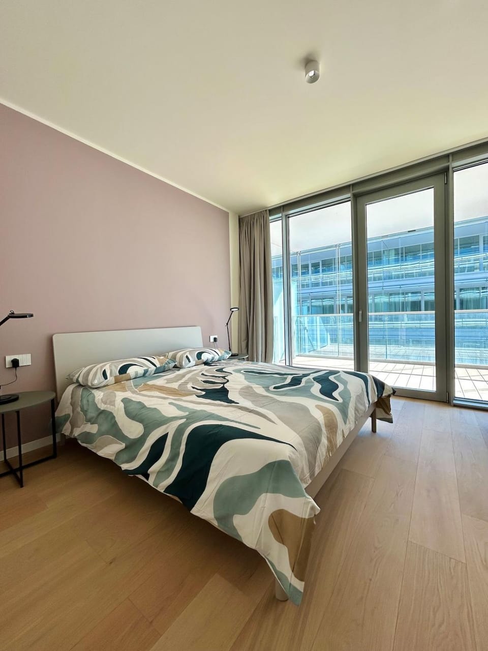 Casa Piano Waterfront Wifi free parking Apartment in Genoa