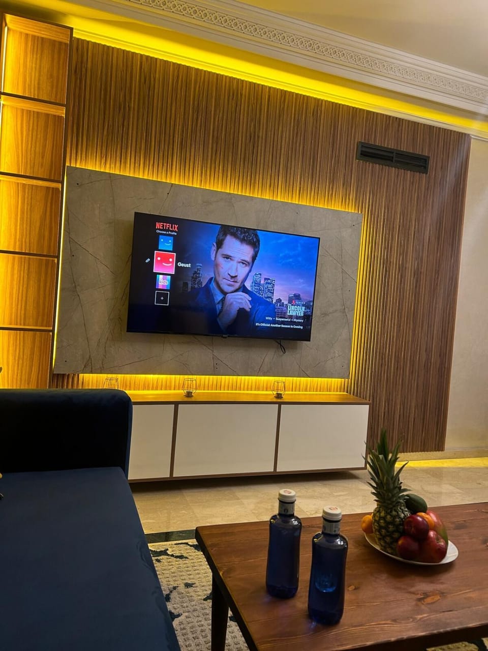 Communal lounge/ TV room, Living room