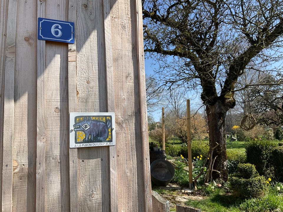 Au grenier du loup bleu Apartment in Jura
