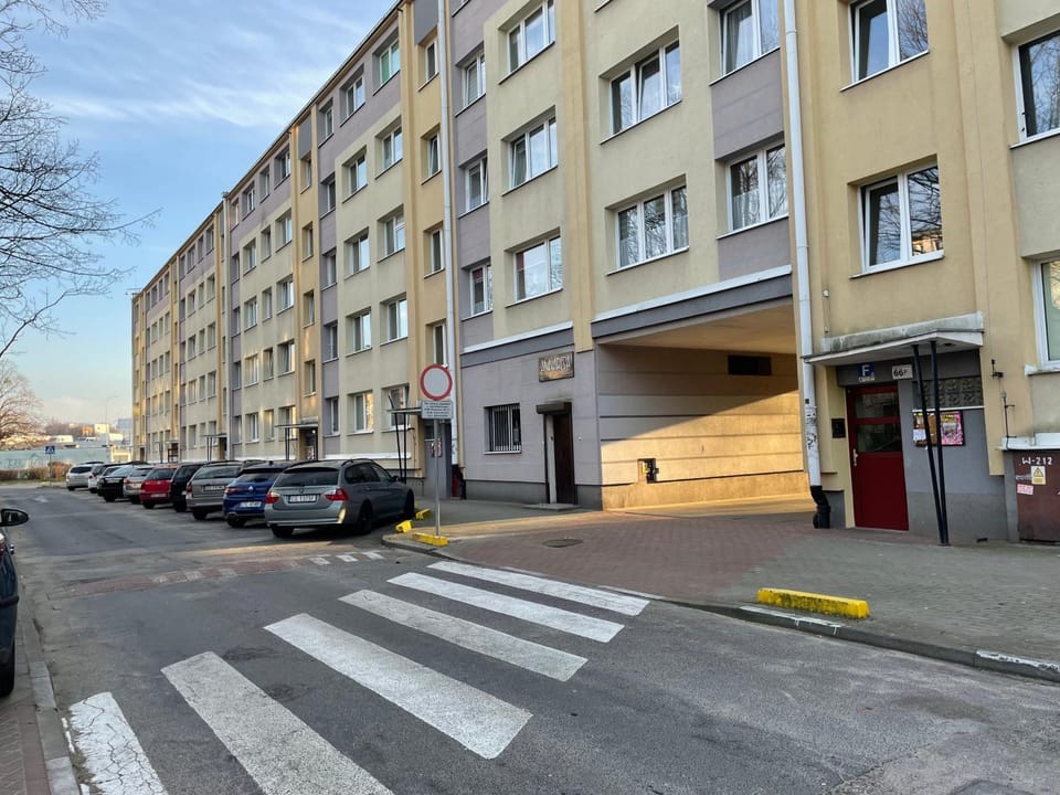 Property building, Street view