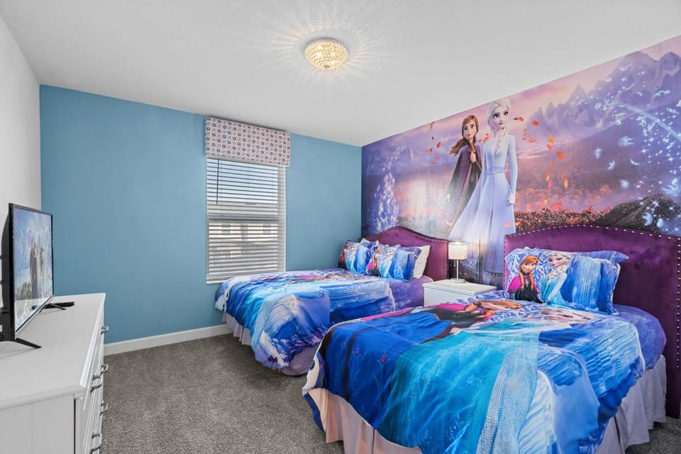 Stylish 4BR home Near Disney with Themed Rooms House in Kissimmee