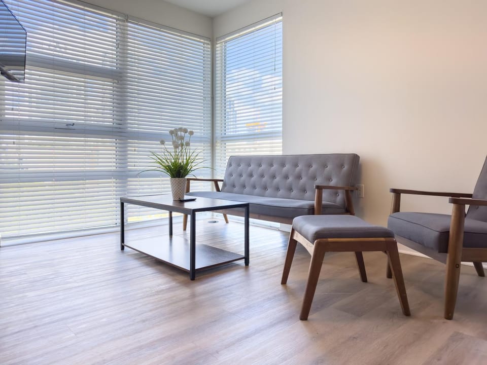 Studio Suite - 5 Min Walk to Crypto Arena and Convention Center Apartment in Los Angeles