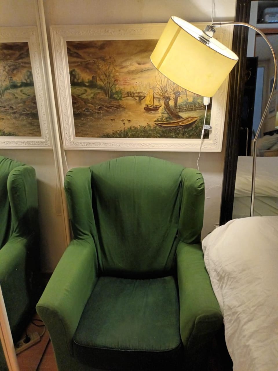 Appartement Meublé proche Gare du Nord et Gare du nord Accès direct métro Apartment in Paris