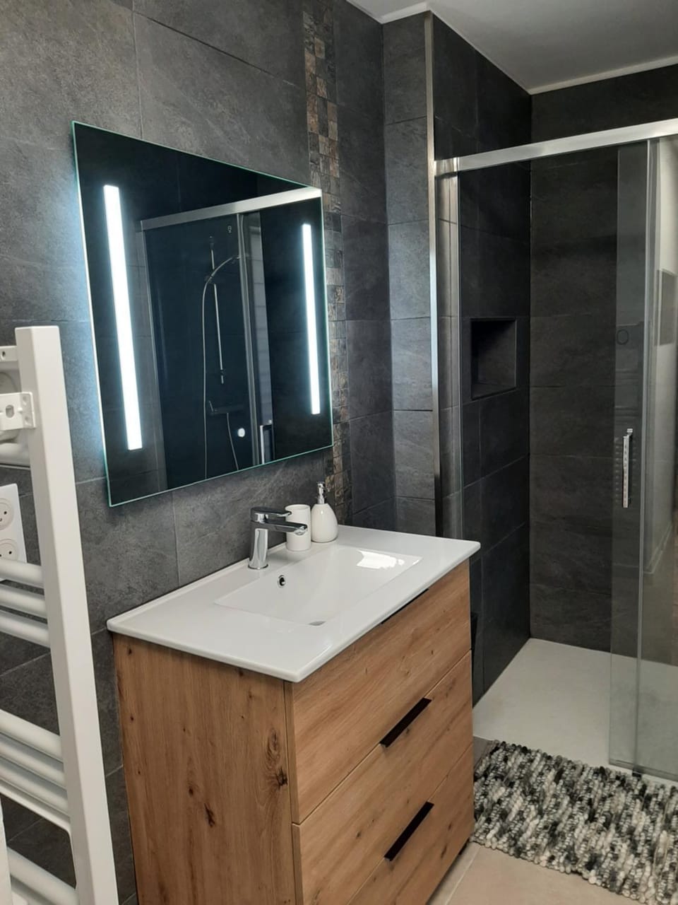 Chambre indépendante Hotel in Occitanie