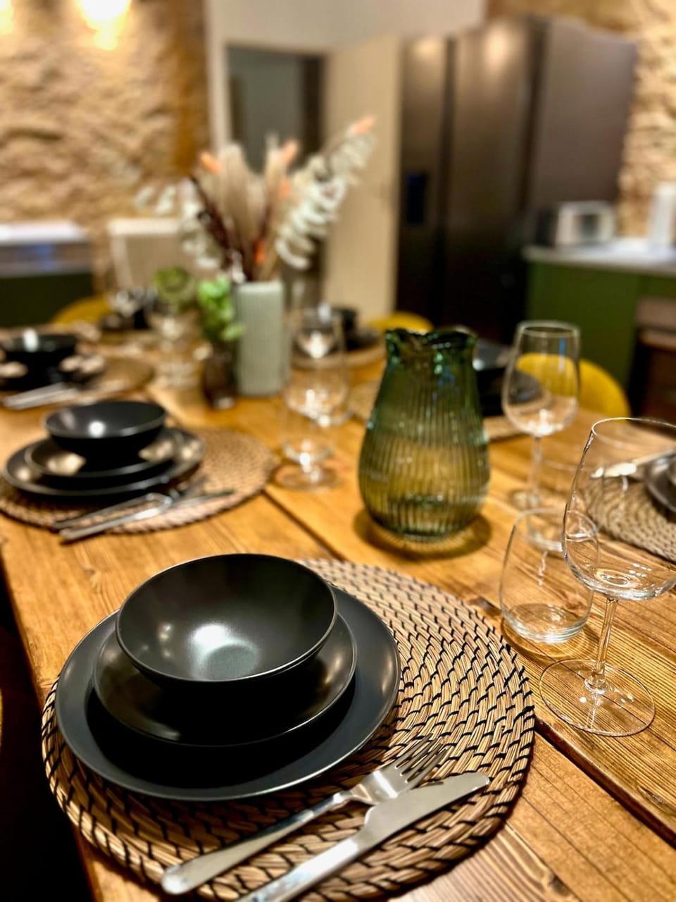 Dining area, Food