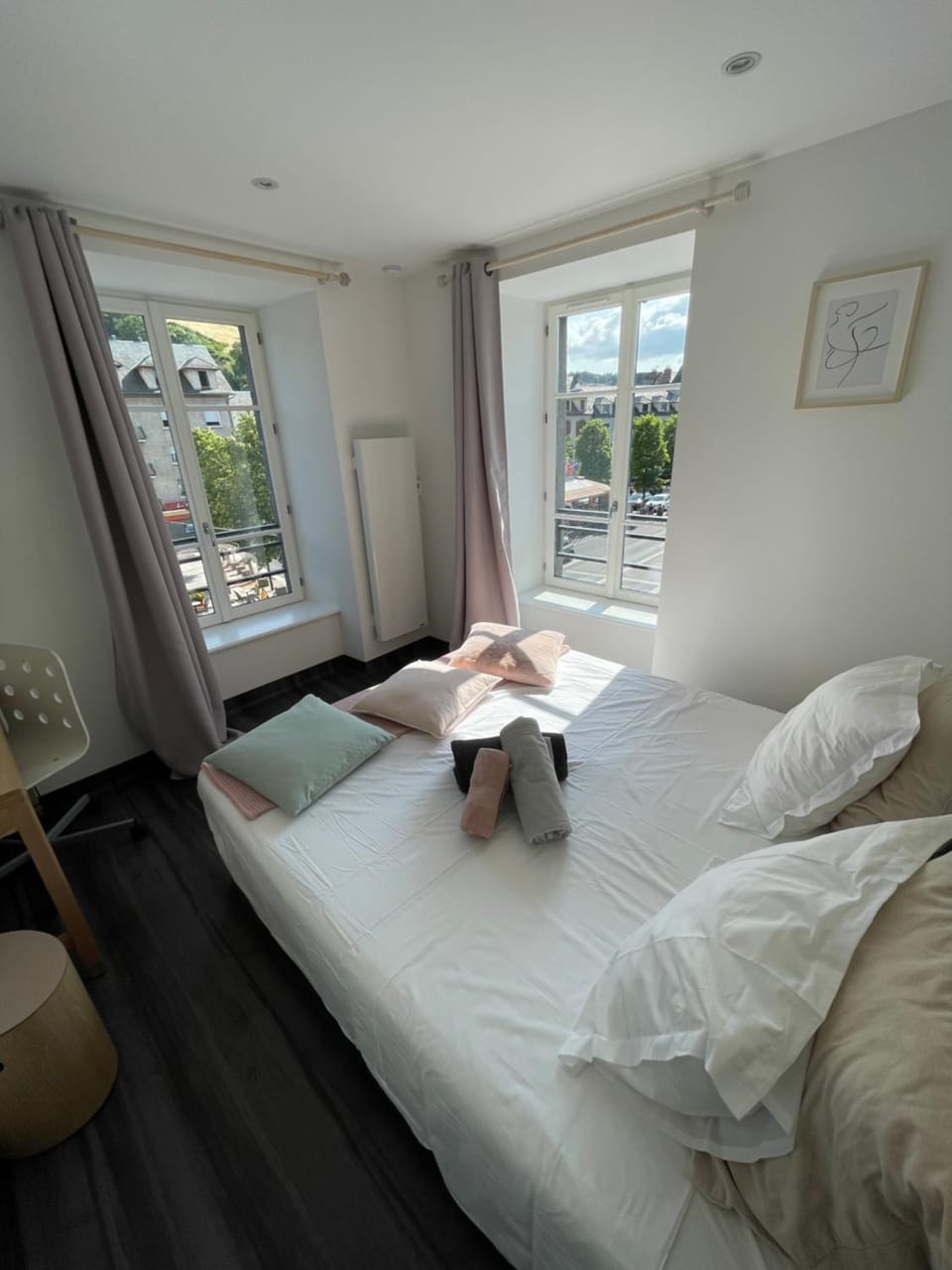 Photo of the whole room