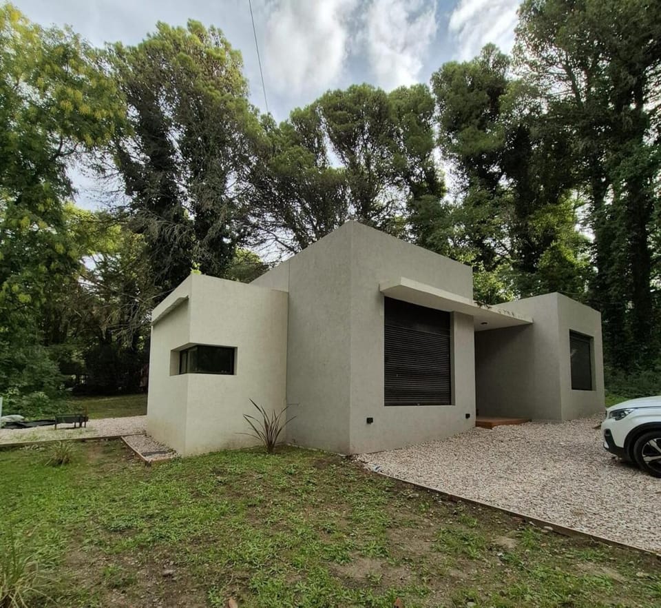 Property building, Natural landscape, Garden, Parking