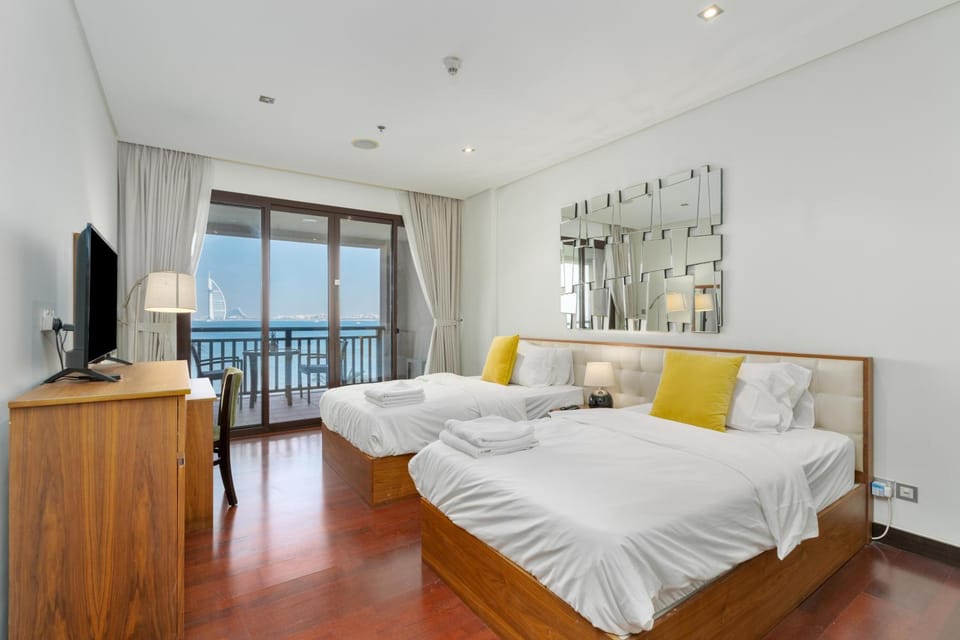 Burj & Sea View King 2 Bedroom Apartment In Anantara Resort Apartment in Dubai