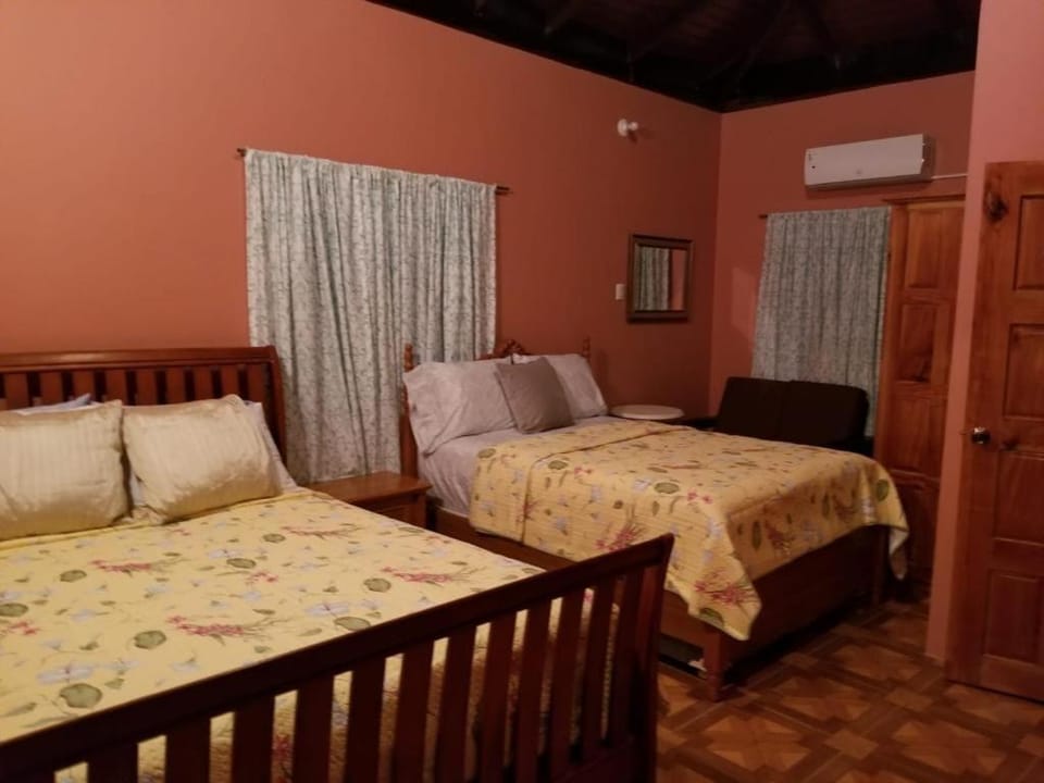 Boyce Guest House Apartment in Western Tobago