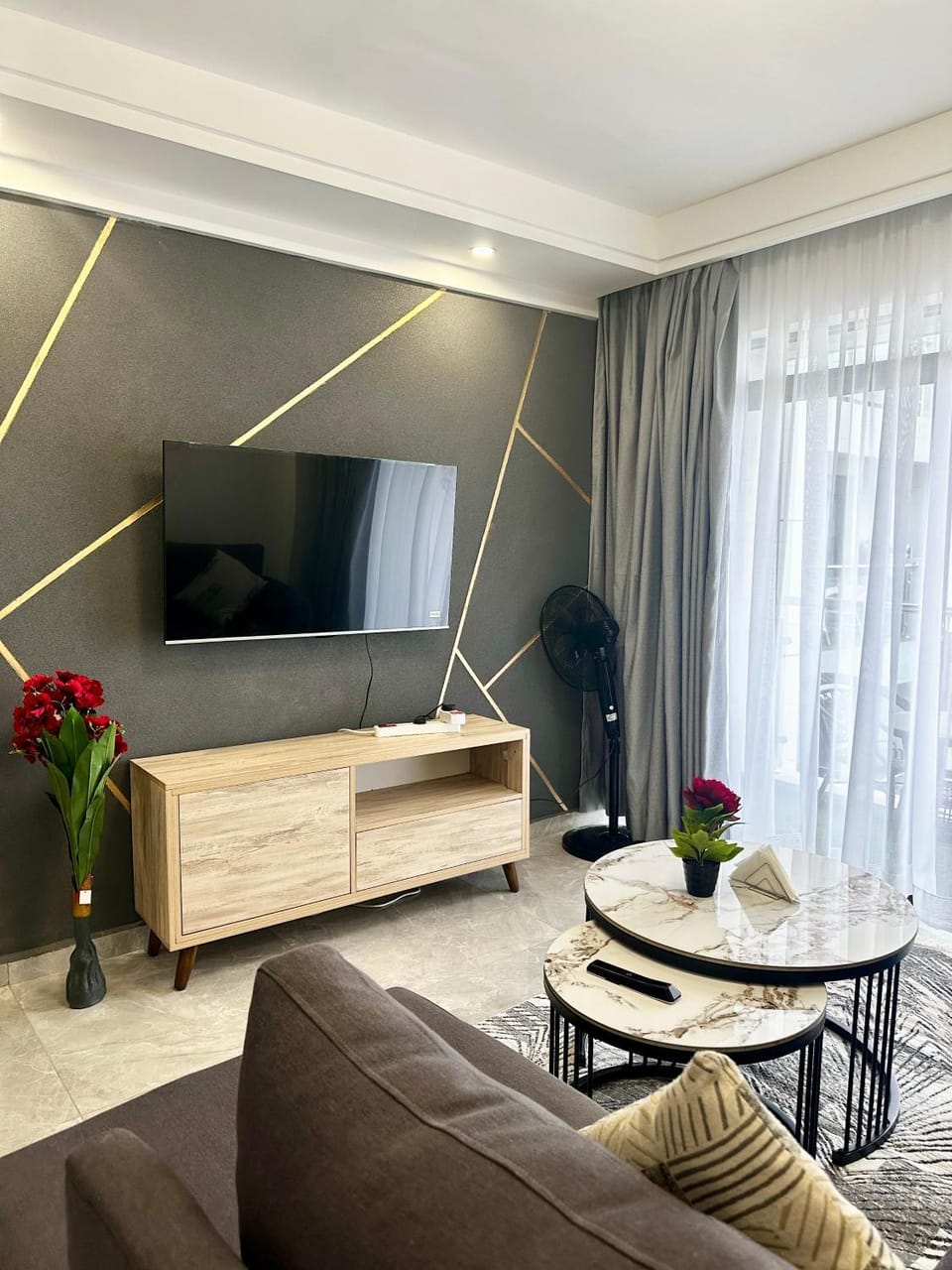 Modern 1 bedroom in Lavington just next to valley Arcade Bed and Breakfast in Nairobi County
