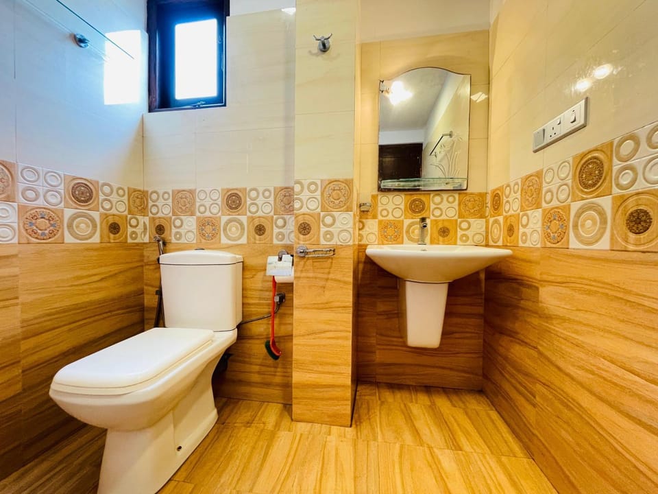 Toilet, Bathroom