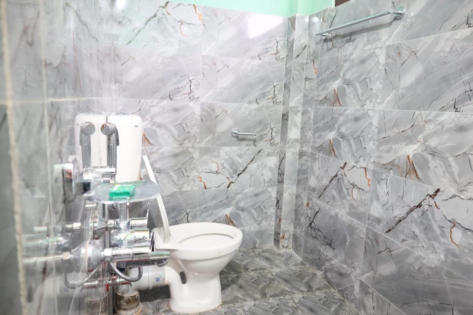 Toilet, Bathroom