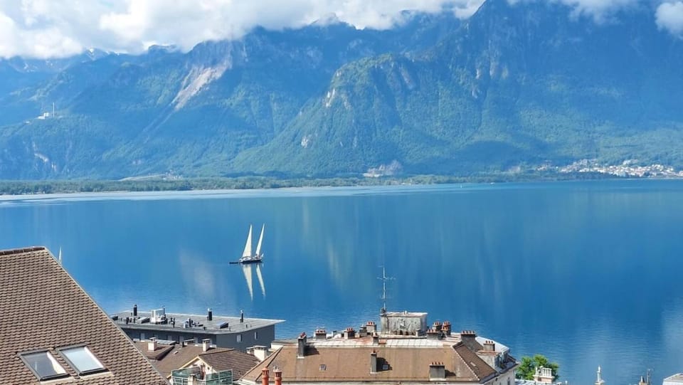 Lake view, Mountain view