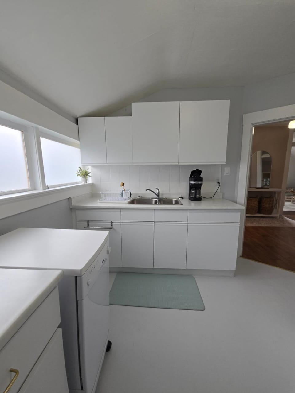 Two bedroom coastal retreat Apartment in Victoria
