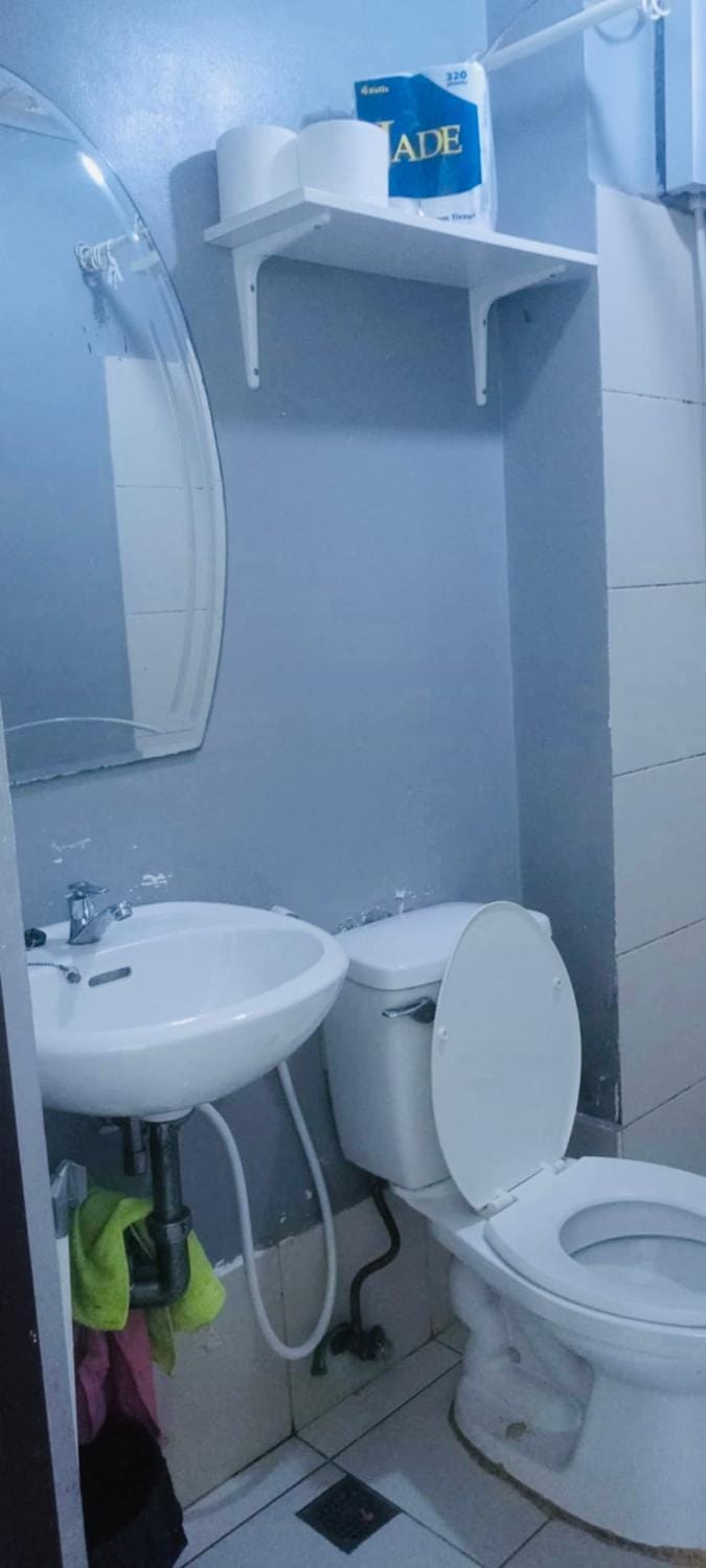 Guest house avida condo House in Las Pinas