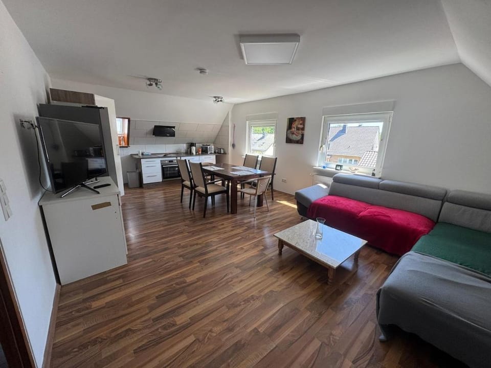 Kitchen or kitchenette, Seating area