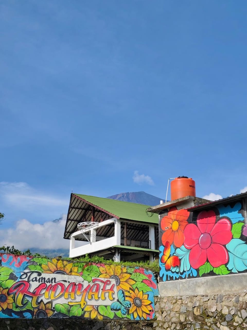 Property building, Day