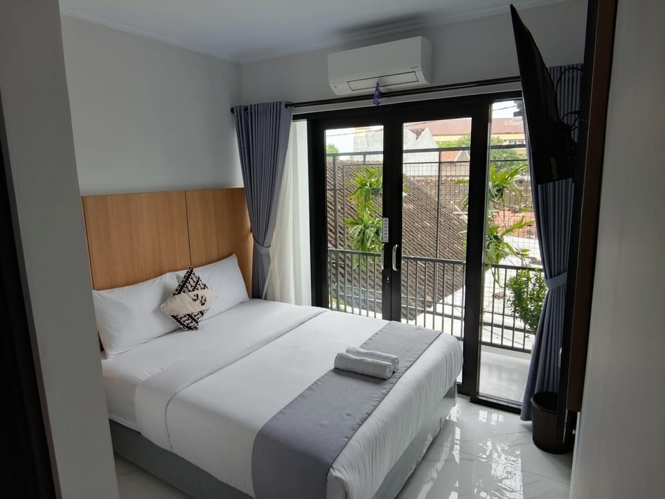 Bed, View (from property/room), Balcony/Terrace, Photo of the whole room, Bedroom, towels