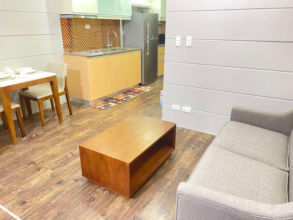 One Uptown House in Makati