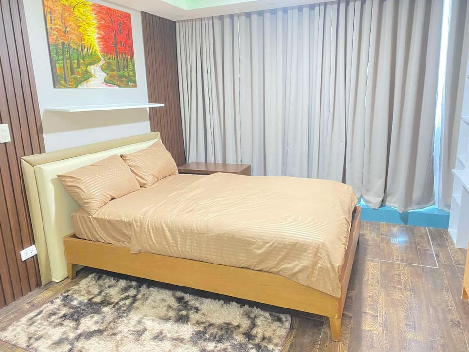 One Uptown House in Makati