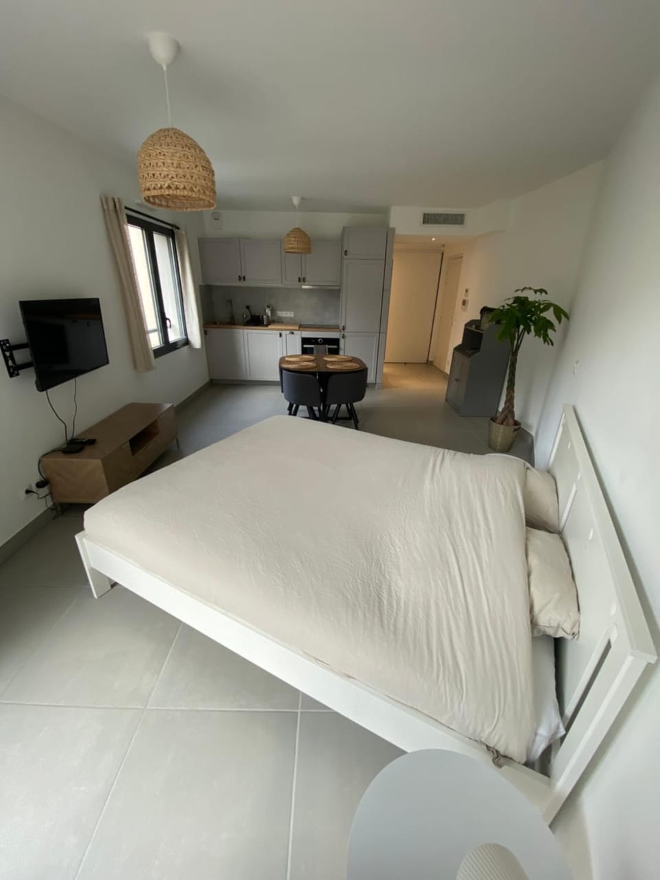 Appartement entre Monaco et Nice Calme et tout équipé Apartment in Eze