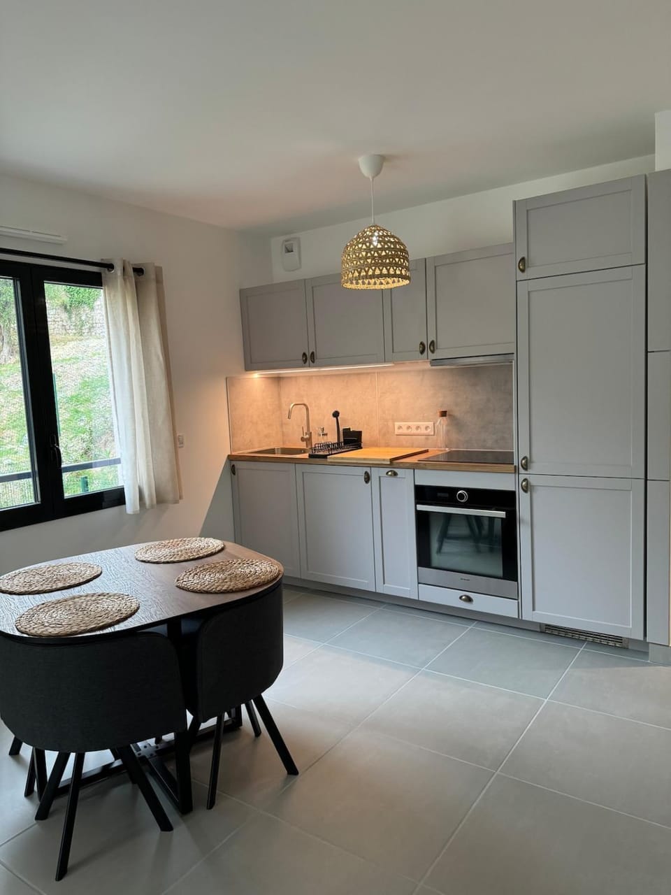 Appartement entre Monaco et Nice Calme et tout équipé Apartment in Eze