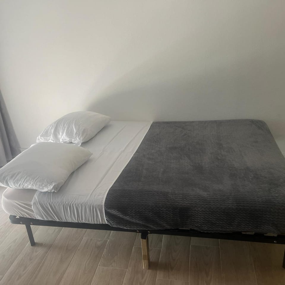Joli appart Carnon, wifi 7Min Airport Apartment in Mauguio