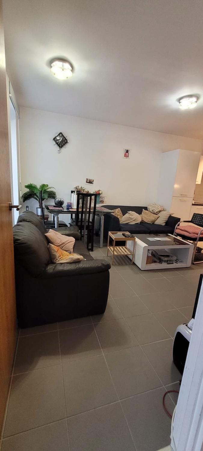 Kitchen or kitchenette, Seating area