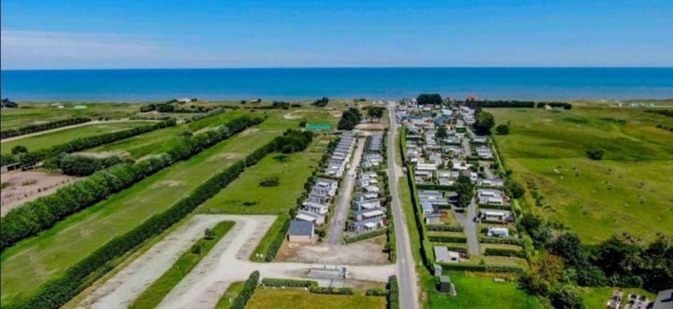 Mobilhom 143 Campground/ 
RV Resort in Normandy