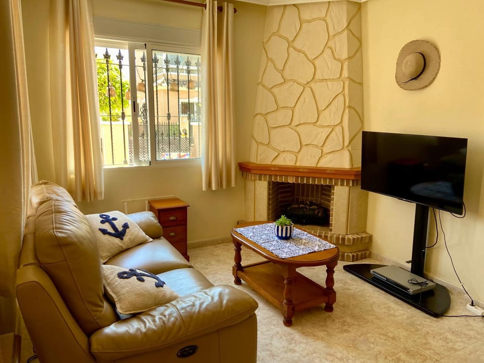 Villa Maria House in Vega Baja del Segura