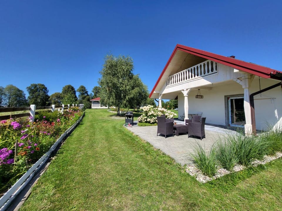 Property building, Garden, Garden view