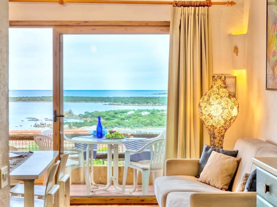 Balcony/Terrace, Living room