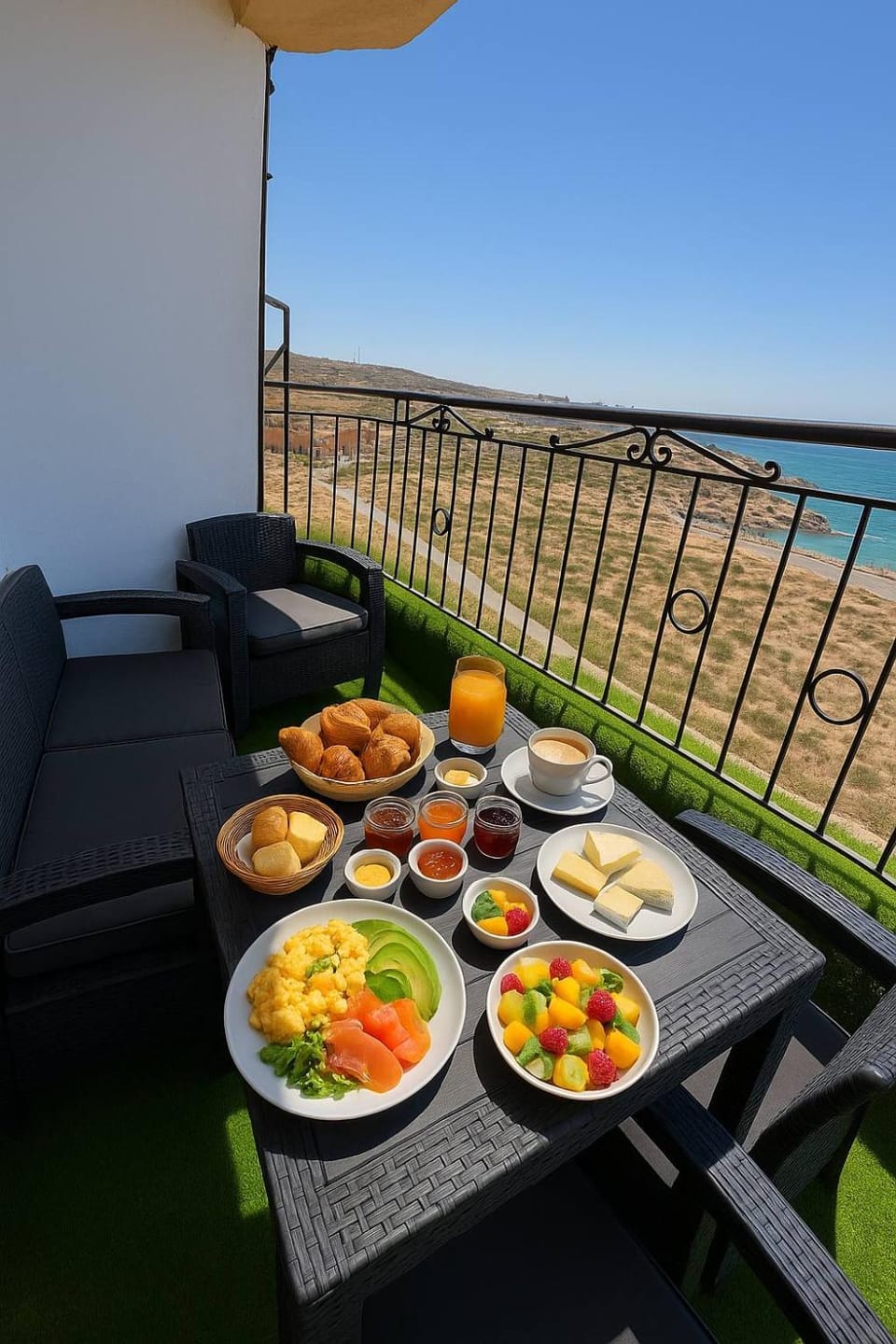 Vue Panoramique, Plage & Attractions à 2 Min Apartment in Algeria