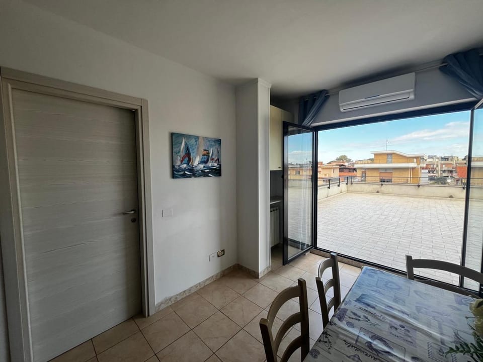 Balcony/Terrace, Dining area