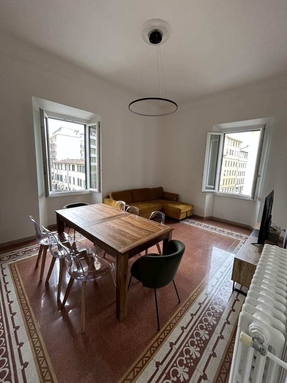 Living room, Dining area