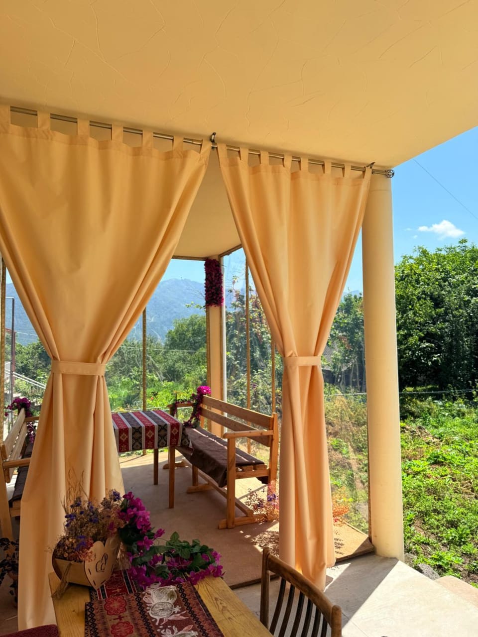 Balcony/Terrace, Living room, Dining area, Garden view