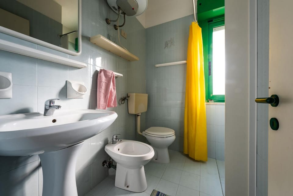 Toilet, Bathroom