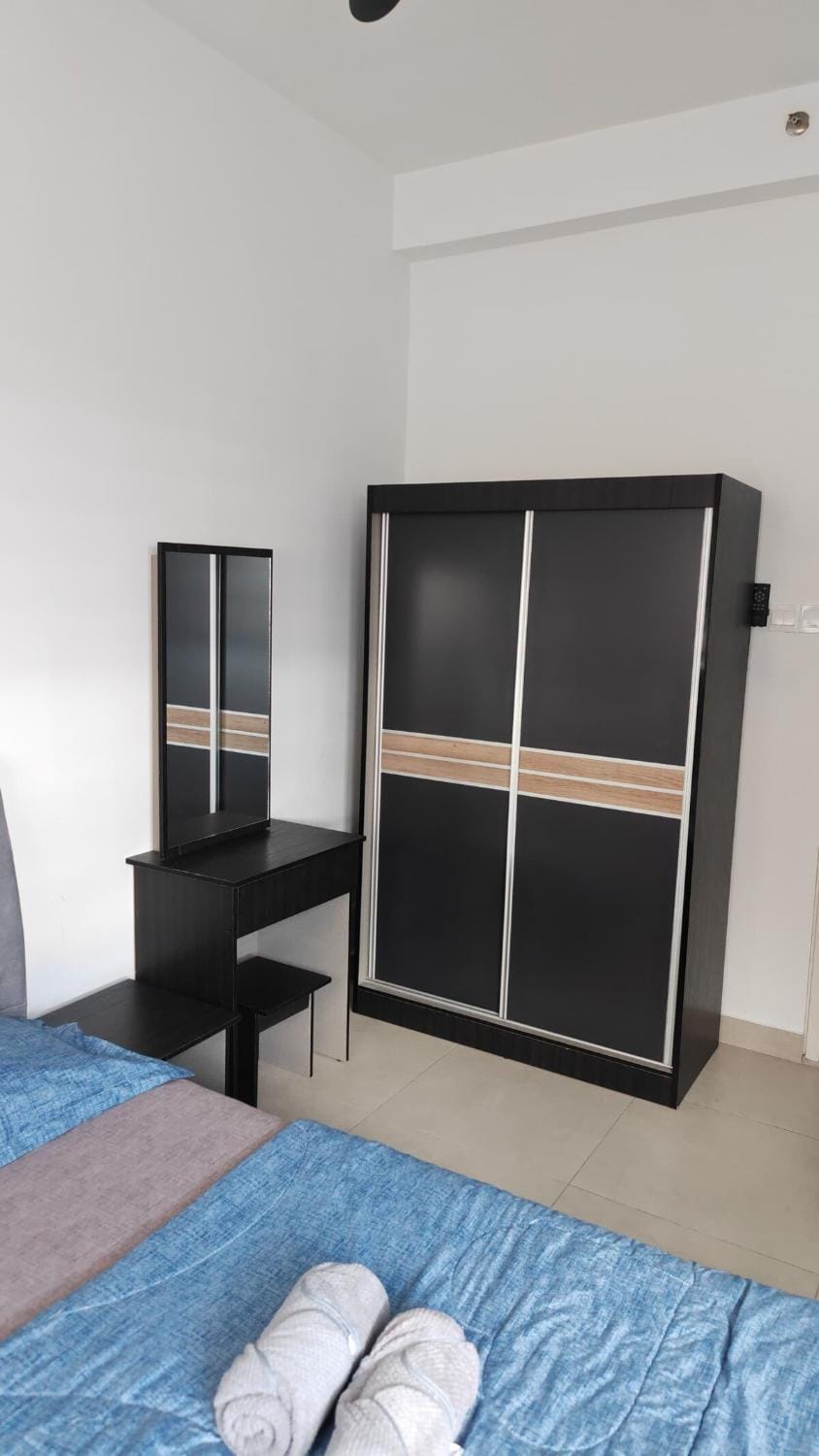Amna Lovely Vacation House Fast Wifi 3 Aircond And Netflix Apartment in Negeri Sembilan, Malaysia