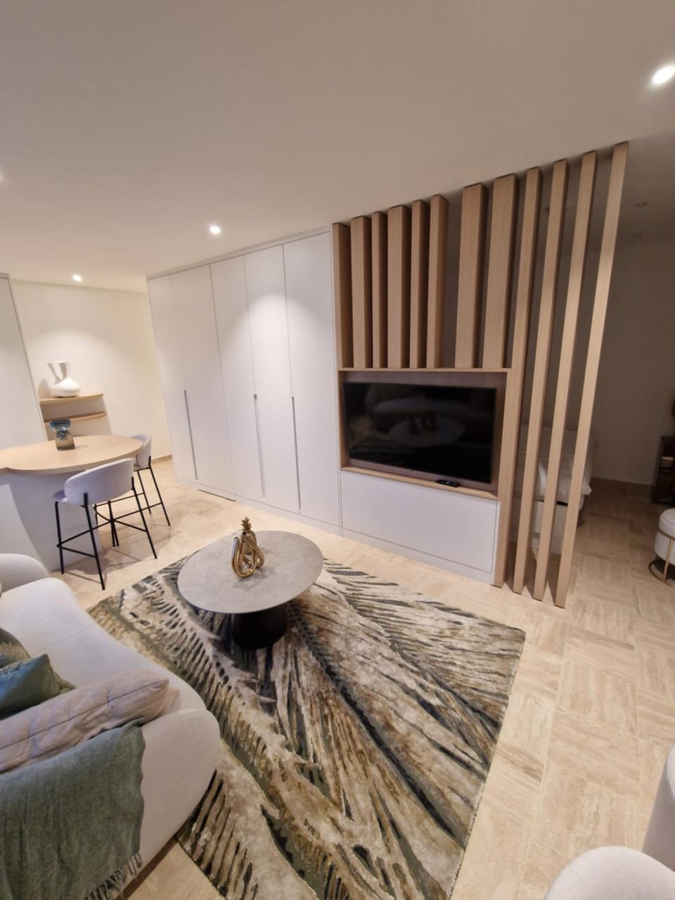 TV and multimedia, Living room, Seating area