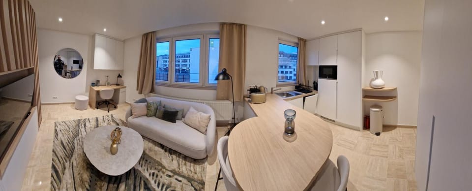 TV and multimedia, Living room, Photo of the whole room, Seating area