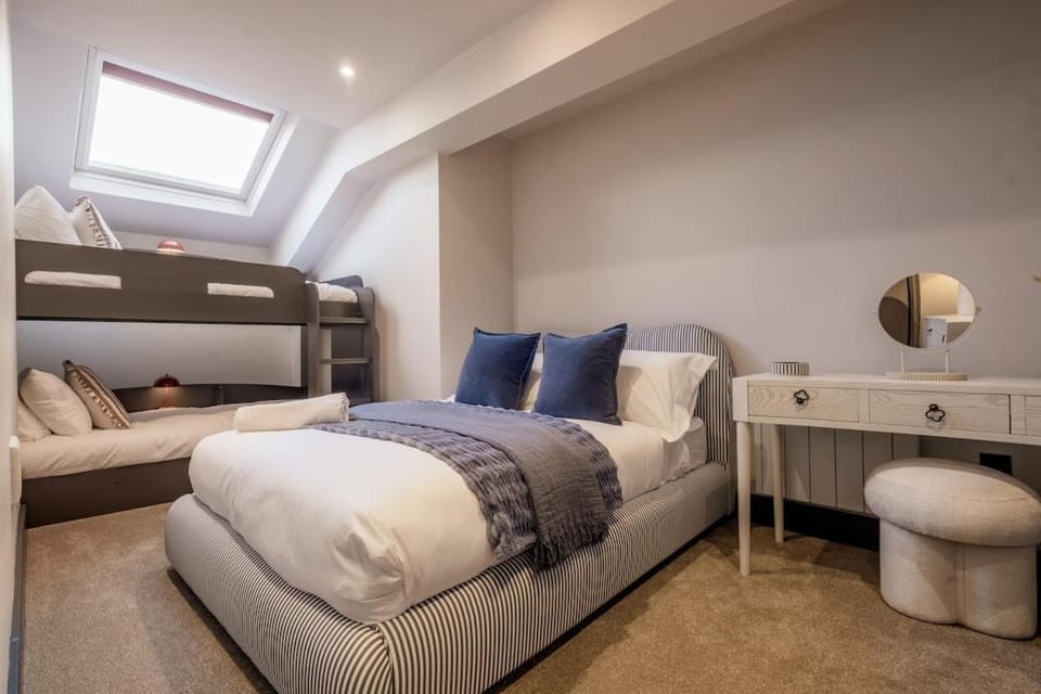 Luxury Quayside Loft Sleeps 6 Apartment in Gateshead