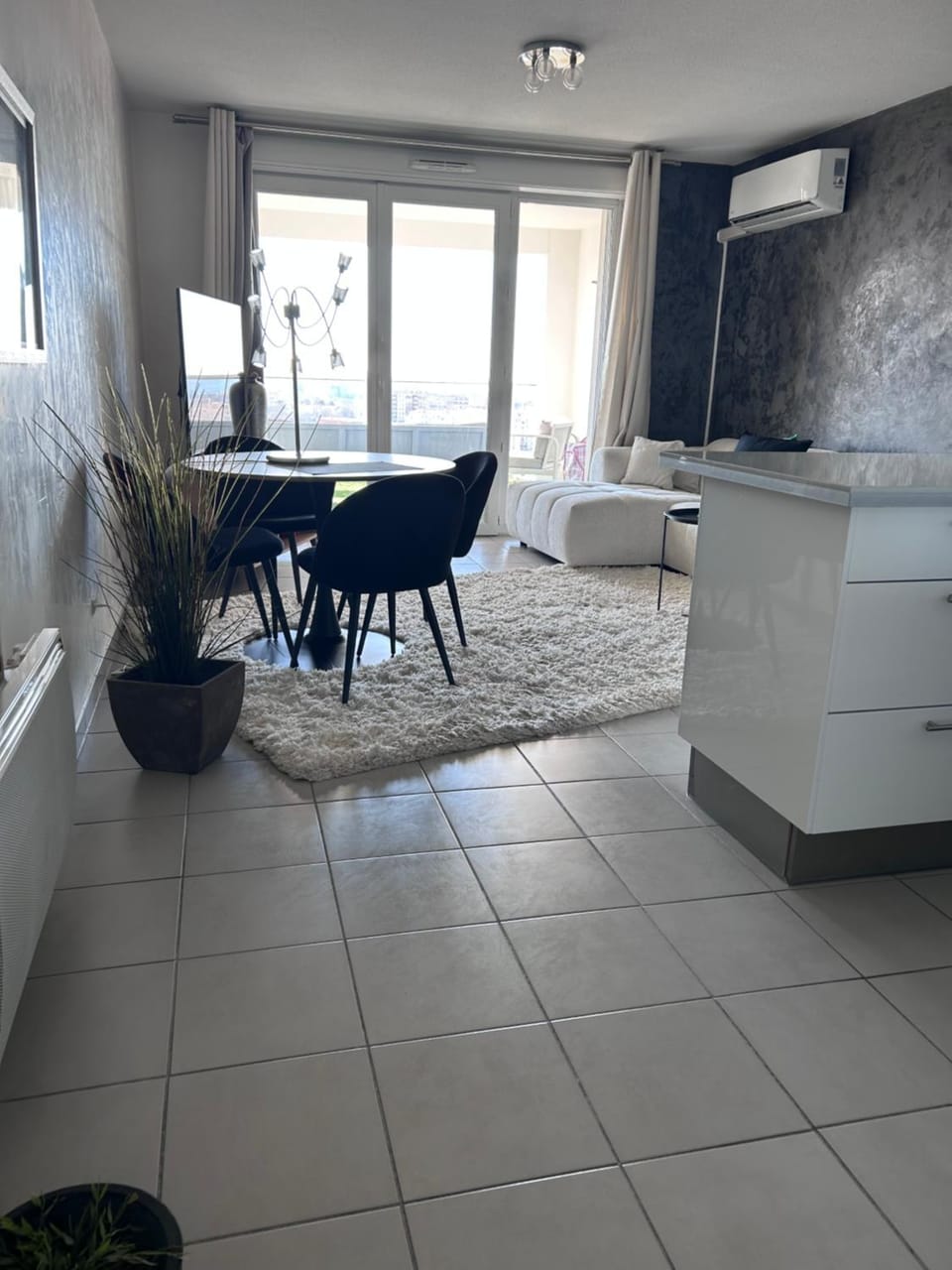 Appartement standing tout confort vue mer Apartment in Marseille